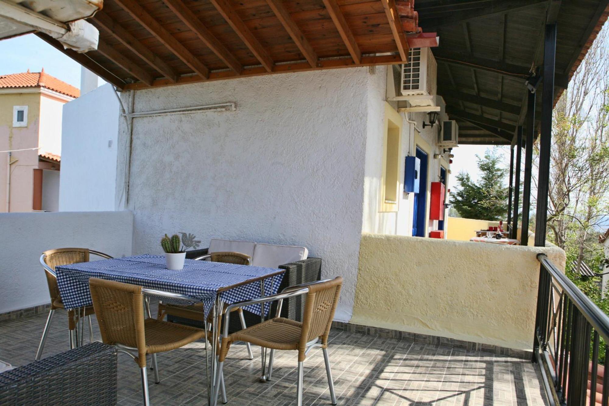 9 Musses Hotel Apartments Skala Mistegnon Room photo