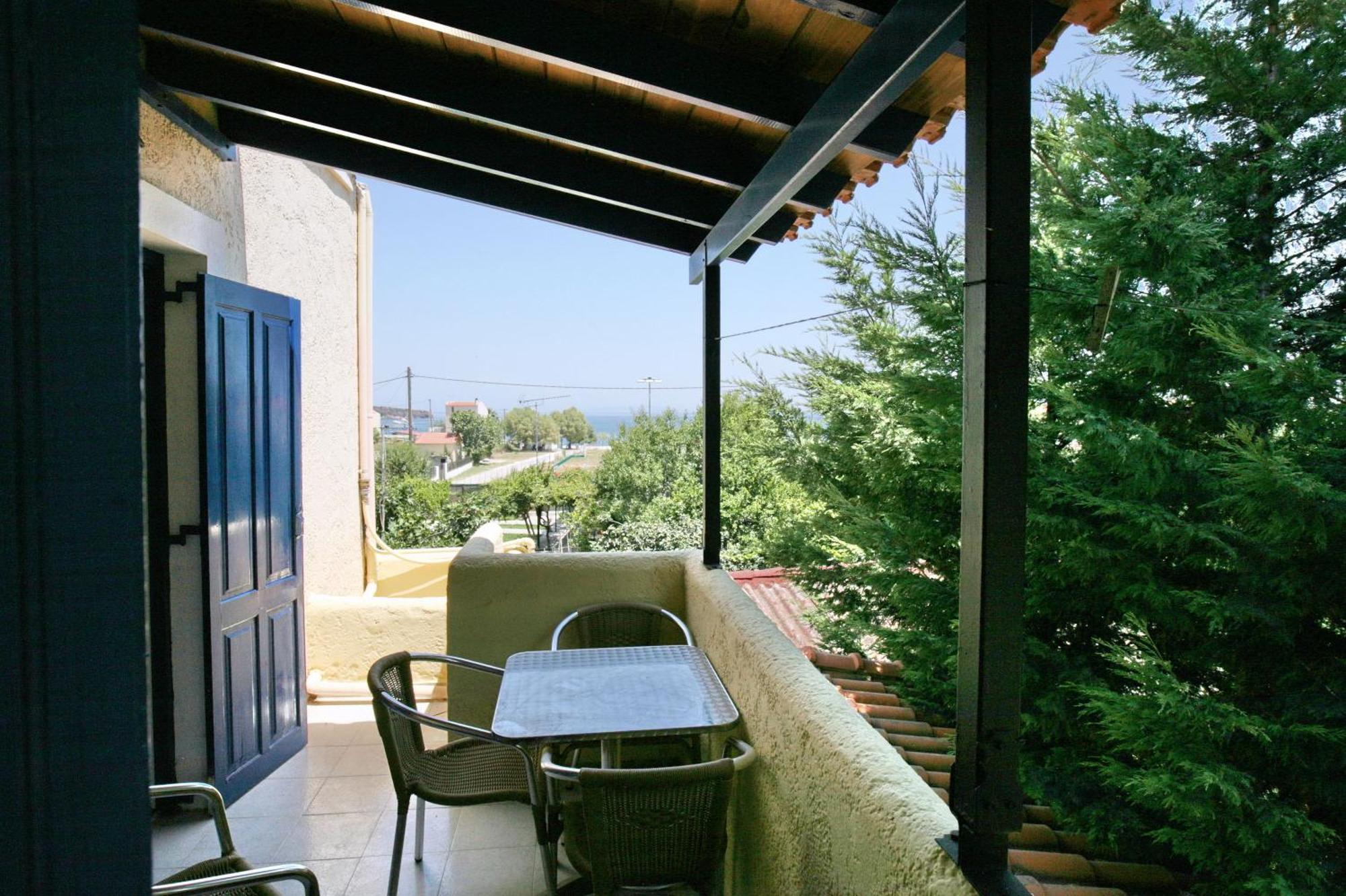9 Musses Hotel Apartments Skala Mistegnon Exterior photo