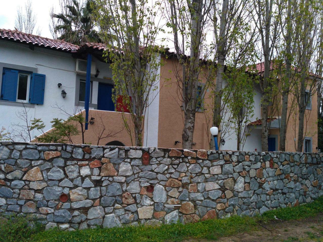 9 Musses Hotel Apartments Skala Mistegnon Exterior photo